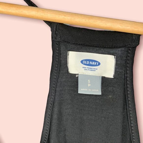 Old Navy Black Lace Spaghetti Strap Top - Picture 6 of 6